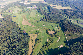 Photographie aérienne de Terrain de golf du Château de Langenstein - The Country Club à le quartier Orsingen in Orsingen-Nenzingen dans le département Bade-Wurtemberg, Allemagne
