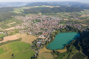 Vue aérienne de Zones riveraines du lac Steisslinger See à Steißlingen dans le département Bade-Wurtemberg, Allemagne