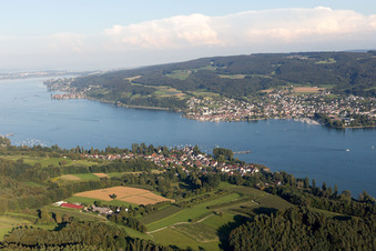 Vue aérienne de Zones riveraines du lac de Constance à Steckborn dans le département Thurgovie, Suisse