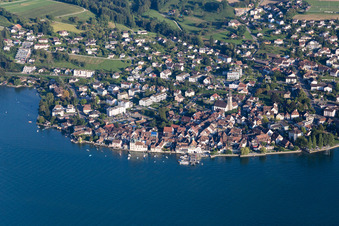 Vue aérienne de Zone riveraine du lac de Constance à Steckborn dans le département Thurgovie, Suisse
