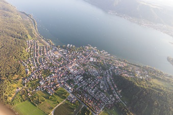 Vue d'oiseau de Quartier Ludwigshafen in Bodman-Ludwigshafen dans le département Bade-Wurtemberg, Allemagne