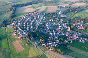 Vue aérienne de Quartier Aach-Linz in Pfullendorf dans le département Bade-Wurtemberg, Allemagne
