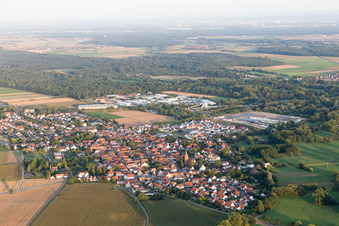 Vue aérienne de Rohrbach dans le département Rhénanie-Palatinat, Allemagne