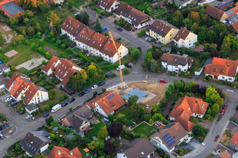 Vue aérienne de Chantier de construction d'un nouveau bâtiment sur le Burgenring à Kandel dans le département Rhénanie-Palatinat, Allemagne
