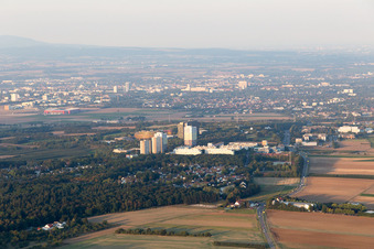 Vue aérienne de Quartier Lerchenberg in Mainz dans le département Rhénanie-Palatinat, Allemagne