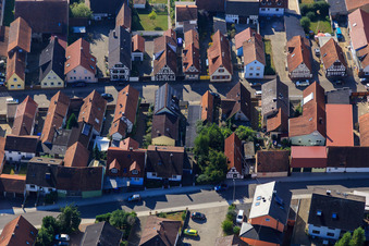 Vue aérienne de Juststraße et Rheinstr à Kandel dans le département Rhénanie-Palatinat, Allemagne