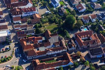 Vue aérienne de Rue de la gare à Kandel dans le département Rhénanie-Palatinat, Allemagne