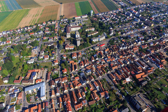 Vue aérienne de Robert-Koch-Straße avec hôpital à Kandel dans le département Rhénanie-Palatinat, Allemagne