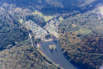 Vue aérienne de Camping de Fleckenstein à Lembach dans le département Bas Rhin, France