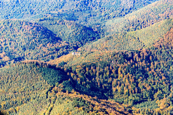 Vue aérienne de Wasigenstein à Niedersteinbach dans le département Bas Rhin, France