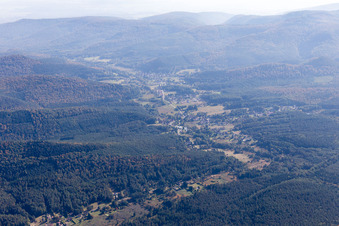 Image drone de Dambach dans le département Bas Rhin, France