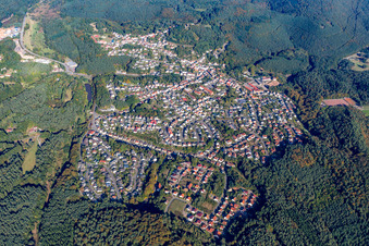 Vue aérienne de Du sud-ouest à Lemberg dans le département Rhénanie-Palatinat, Allemagne