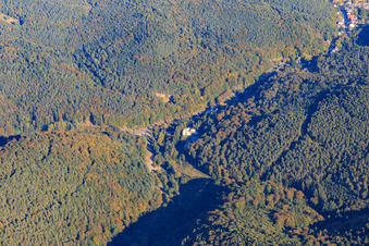 Vue aérienne de Celenus Parkklinik Bad Bergzabern dans la Kurtalstraße depuis l'ouest à Bad Bergzabern dans le département Rhénanie-Palatinat, Allemagne