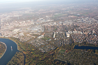 Vue aérienne de MA Lindenhof à le quartier Niederfeld in Mannheim dans le département Bade-Wurtemberg, Allemagne