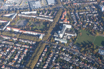 Vue aérienne de Pfalzplatz, Hôpital des Diaconesses à le quartier Lindenhof in Mannheim dans le département Bade-Wurtemberg, Allemagne