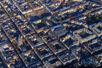 Vue aérienne de Ville carrée dans le fer à cheval du Ring avec T4 et T5 démolis à le quartier Innenstadt in Mannheim dans le département Bade-Wurtemberg, Allemagne