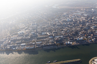 Enregistrement par drone de Quartier BASF in Ludwigshafen am Rhein dans le département Rhénanie-Palatinat, Allemagne