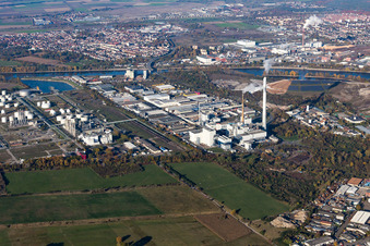 Vue aérienne de MVV Environnement sur l'île de Friesenheim à le quartier Neckarstadt-West in Mannheim dans le département Bade-Wurtemberg, Allemagne