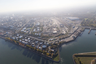 Quartier BASF in Ludwigshafen am Rhein dans le département Rhénanie-Palatinat, Allemagne hors des airs