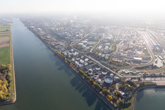 Quartier BASF in Ludwigshafen am Rhein dans le département Rhénanie-Palatinat, Allemagne vue d'en haut