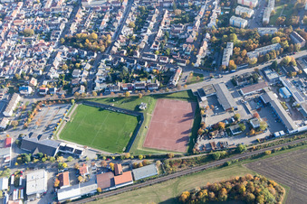 Enregistrement par drone de Quartier Oppau in Ludwigshafen am Rhein dans le département Rhénanie-Palatinat, Allemagne