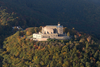 Photographie aérienne de Château de Hambach à le quartier Diedesfeld in Neustadt an der Weinstraße dans le département Rhénanie-Palatinat, Allemagne