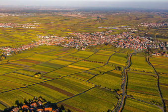 Maikammer dans le département Rhénanie-Palatinat, Allemagne d'en haut