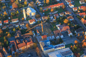 Photographie aérienne de Chantier de construction de bâtiments résidentiels et commerciaux après démolition entre Marktstraße et Goethestr à Kandel dans le département Rhénanie-Palatinat, Allemagne