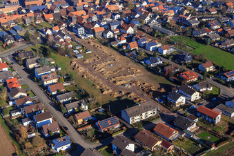 Vue aérienne de Nouvelle zone de développement dans la Ringstraße en cours de développement à le quartier Hayna in Herxheim bei Landau dans le département Rhénanie-Palatinat, Allemagne