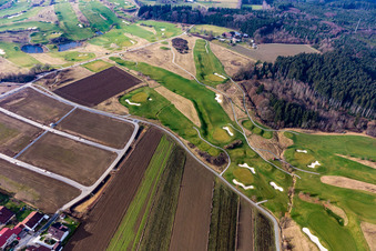 Vue aérienne de Club de golf Bella Vista à le quartier Aunham in Bad Birnbach dans le département Bavière, Allemagne