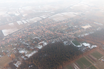 Quartier Schaidt in Wörth am Rhein dans le département Rhénanie-Palatinat, Allemagne d'en haut