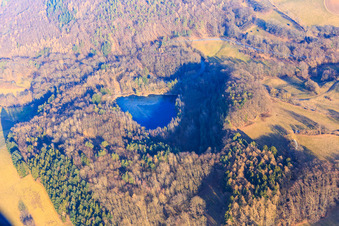 Photographie aérienne de Lac de carrière à Fischbachtal à le quartier Meßbach in Fischbachtal dans le département Hesse, Allemagne
