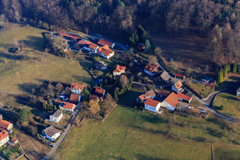 Vue aérienne de Ferme équestre Fjord Eitenmüller à le quartier Rohrbach in Reichelsheim dans le département Hesse, Allemagne