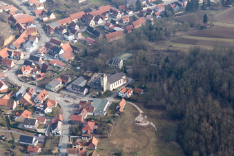 Neewiller-près-Lauterbourg dans le département Bas Rhin, France d'un drone