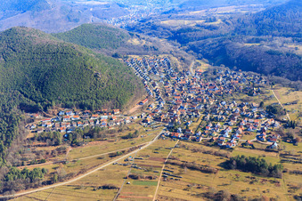 Vue aérienne de Vue de la forêt du Palatinat depuis l'ouest à Wernersberg dans le département Rhénanie-Palatinat, Allemagne