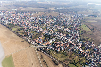 Quartier Heiligenstein in Römerberg dans le département Rhénanie-Palatinat, Allemagne d'en haut