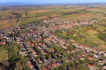 Vue aérienne de Vue de la ville depuis le sud-ouest à le quartier Schaidt in Wörth am Rhein dans le département Rhénanie-Palatinat, Allemagne