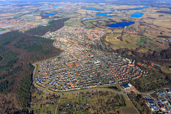 Photographie aérienne de Vue d'ensemble de la ville depuis l'ouest à Jockgrim dans le département Rhénanie-Palatinat, Allemagne