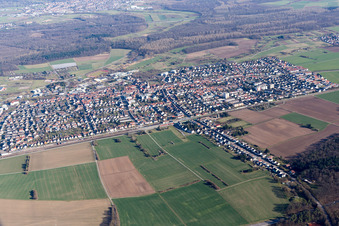 Vue aérienne de Quartier Blankenloch in Stutensee dans le département Bade-Wurtemberg, Allemagne
