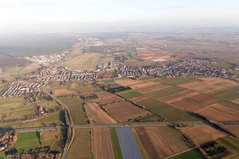 Quartier Lachen in Neustadt an der Weinstraße dans le département Rhénanie-Palatinat, Allemagne vue d'en haut