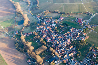 Quartier Klingen in Heuchelheim-Klingen dans le département Rhénanie-Palatinat, Allemagne depuis l'avion