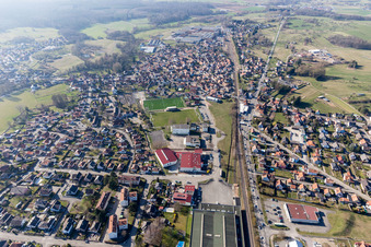 Vue aérienne de Mertzwiller dans le département Bas Rhin, France
