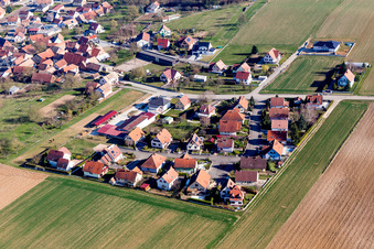 Vue aérienne de Ettendorf dans le département Bas Rhin, France