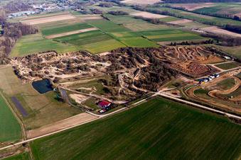 Vue aérienne de Steinbourg dans le département Bas Rhin, France