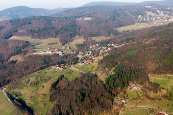 Vue aérienne de De l'ouest à Sasbachwalden dans le département Bade-Wurtemberg, Allemagne