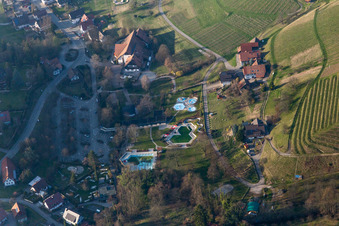 Vue aérienne de Piscine extérieure d'aventure à Sasbachwalden dans le département Bade-Wurtemberg, Allemagne