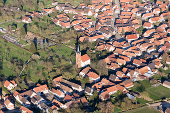 Vue oblique de Hunspach dans le département Bas Rhin, France