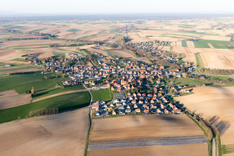 Vue aérienne de Trimbach dans le département Bas Rhin, France