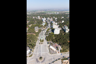 Vue aérienne de Lignano Pineta dans le département Frioul-Vénétie Julienne, Italie