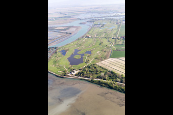 Vue aérienne de Grado-Pineta dans le département Frioul-Vénétie Julienne, Italie